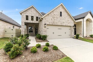 17730 Tree of Heaven in Conroe, TX - Building Photo