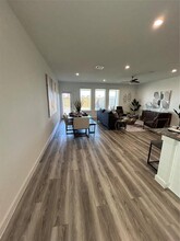 10414 Belmont Orchard Trl in Houston, TX - Foto de edificio - Building Photo