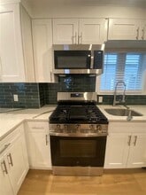 67 Newbern Ave, Unit 1 in Medford, MA - Foto de edificio - Building Photo