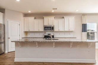 1208 Ficus Dr in Myrtle Beach, SC - Building Photo - Building Photo