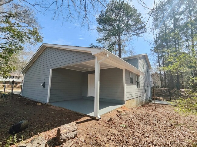 1333 Briar Ridge Ln in Jonesboro, GA - Building Photo - Building Photo