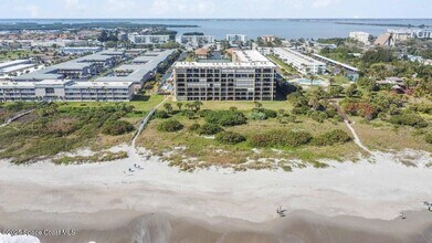 3170 N Atlantic Ave in Cocoa Beach, FL - Building Photo - Building Photo