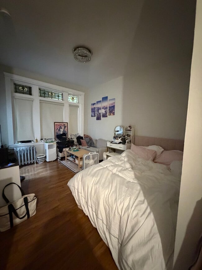 38 Hemenway St, Unit 3 in Boston, MA - Foto de edificio - Building Photo