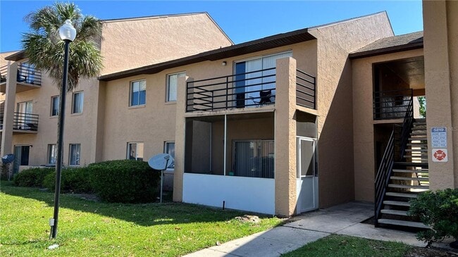 property at 5219 Via Hacienda Cir