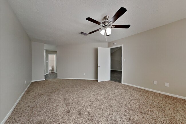 9503 Gusty Winds Dr in Houston, TX - Foto de edificio - Building Photo