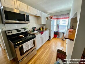 3140 Washington St, Unit 4 in Boston, MA - Building Photo - Building Photo