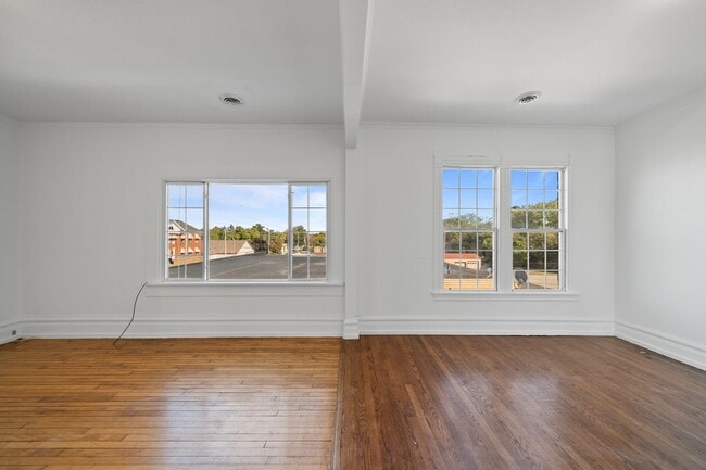 106 N Main St in Walworth, WI - Building Photo - Building Photo