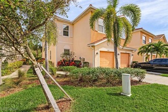 10186 Via Colomba Circle in Ft. Myers, FL - Building Photo - Building Photo