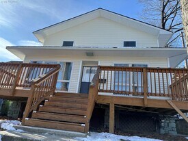 79 Monhagen Ave in Middletown, NY - Building Photo