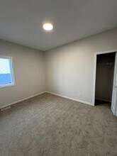 23 Eastfield Ct in Winnipeg, MB - Building Photo - Building Photo