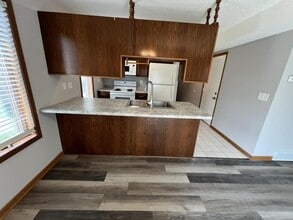 2212 18th Ave SE in Rochester, MN - Building Photo - Building Photo