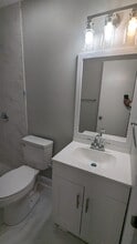 6832 Woodstream Dr in Charlotte, NC - Building Photo - Building Photo