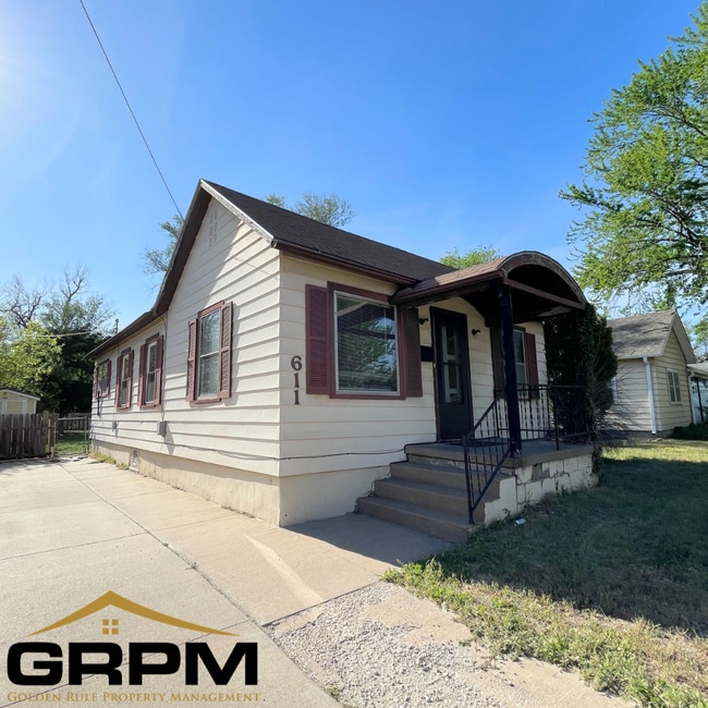 property at 611 N Jackson St