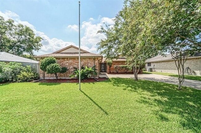 property at 9746 Dover Hill Rd