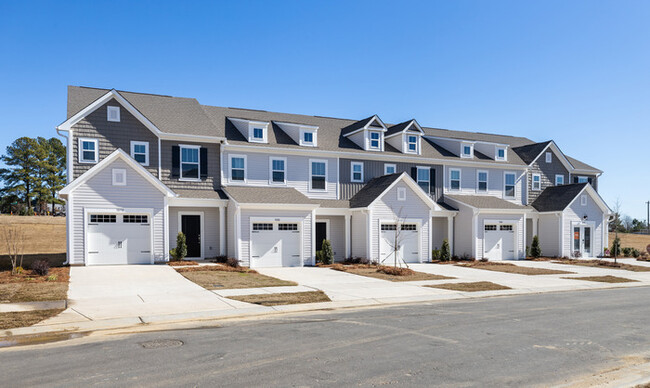property at 4425 Mountain Ball Ln