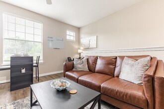 815 Springtime Blvd SW in Huntsville, AL - Building Photo - Building Photo