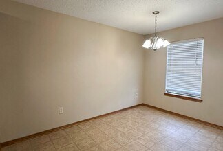 2316-2318 Red Branch Dr in Texarkana, AR - Foto de edificio - Building Photo