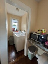 109 Birch St, Unit 3 in Boston, MA - Building Photo - Building Photo
