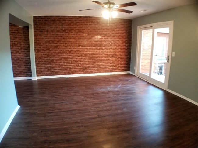 4115 Warwick Blvd-Unit -4 in Kansas City, MO - Building Photo - Building Photo