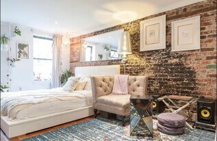 120 E 4th St in New York, NY - Building Photo
