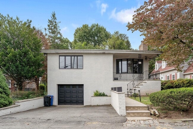 property at 15 Barnes Dr