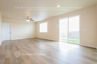 889 Harvard St in Johnstown, CO - Building Photo - Building Photo
