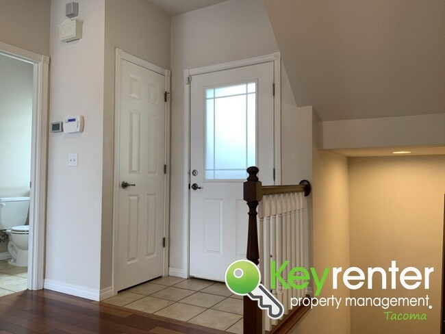 2103 S G St in Tacoma, WA - Building Photo - Building Photo