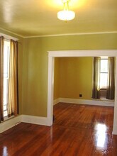 1009 SW Fillmore St, Unit 2 in Topeka, KS - Building Photo - Building Photo