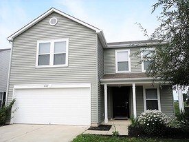 2170 Bridlewood Dr in Franklin, IN - Building Photo