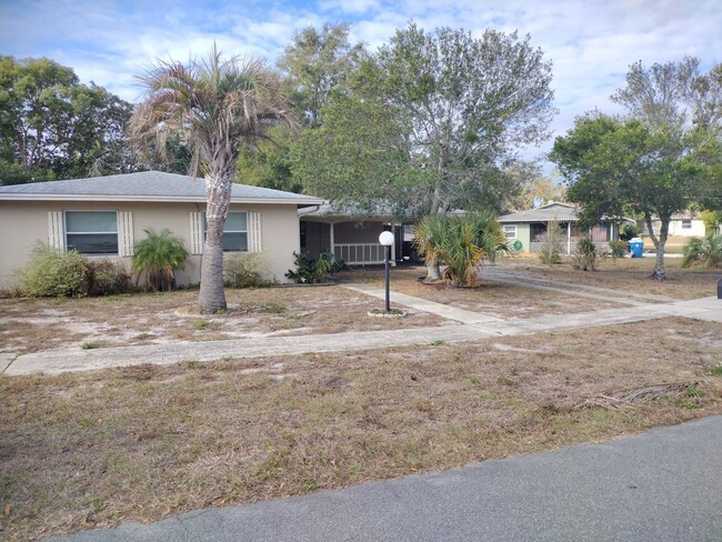 6374 Post Ct in Spring Hill, FL - Building Photo - Building Photo