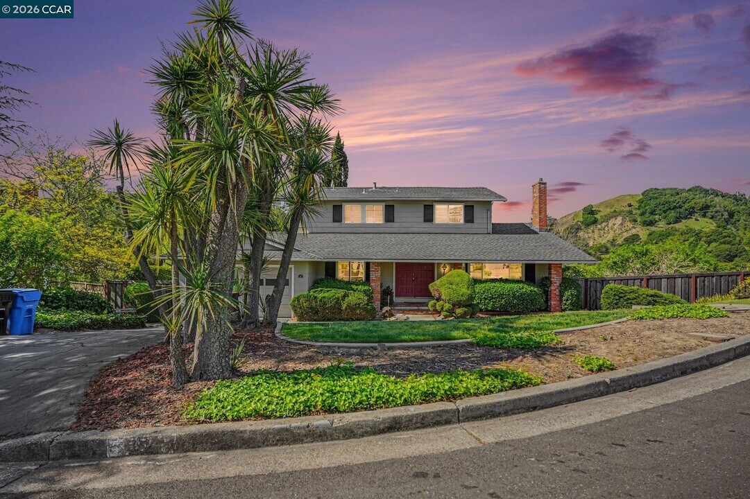 87 Gaywood Pl in Moraga, CA - Building Photo