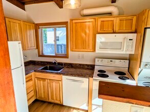 11725 SW 7th St, Unit 11775 in Beaverton, OR - Foto de edificio - Building Photo