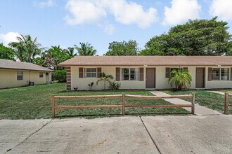 732 Neil Rd in West Palm Beach, FL - Building Photo - Building Photo