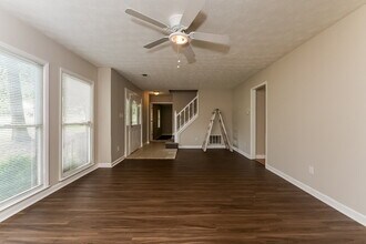 2015 Lullwater Cir in Jonesboro, GA - Building Photo - Building Photo