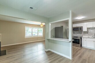 6633 Racine Dr in Dallas, TX - Building Photo - Building Photo