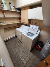 23045 Schussmark Trl, Unit A in Oak Creek, CO - Foto de edificio - Building Photo