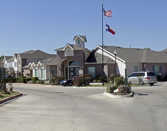 Quail Ridge in Hempstead, TX - Building Photo - Building Photo