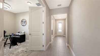 7675 Summerland Cove in Lakewood Ranch, FL - Building Photo - Building Photo