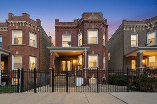 4044 W Potomac Ave in Chicago, IL - Building Photo