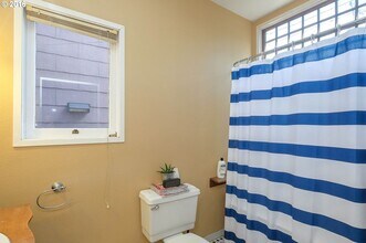 3206 S Kelly Ave in Portland, OR - Building Photo - Building Photo