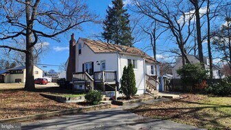 114 Ogden Sta Rd in Wenonah, NJ - Building Photo