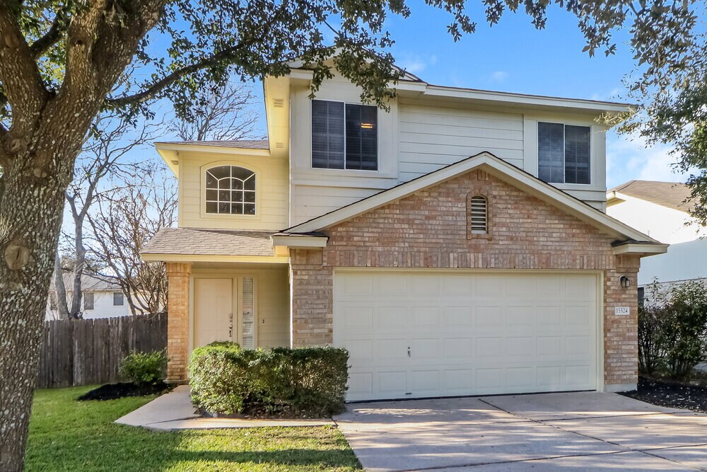 15524 Sarah's Creek Dr in Pflugerville, TX - Foto de edificio