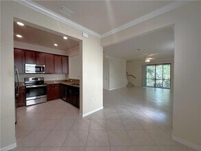 14654 Summer Rose Way in Ft. Myers, FL - Foto de edificio - Building Photo
