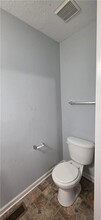 688 Smith St SW in Atlanta, GA - Foto de edificio - Building Photo