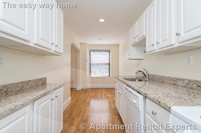 123 Highland Ave in Somerville, MA - Foto de edificio - Building Photo