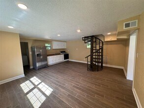 10031 Union Park Dr in Orlando, FL - Building Photo - Building Photo