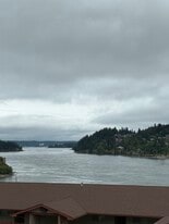 1602 Naval Ave, Unit 31 in Bremerton, WA - Building Photo