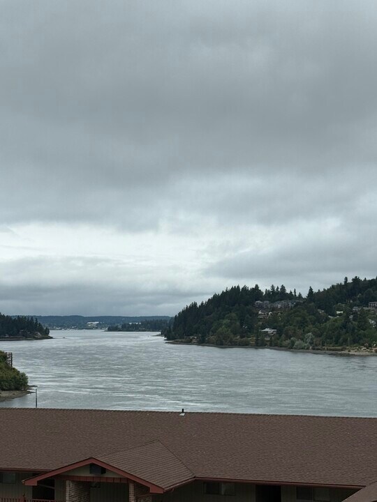 1602 Naval Ave, Unit 31 in Bremerton, WA - Foto de edificio