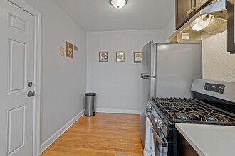 6443 N Hamilton Ave in Chicago, IL - Building Photo - Building Photo