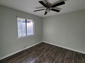 211 Somerset Dr in Warner Robins, GA - Building Photo - Building Photo
